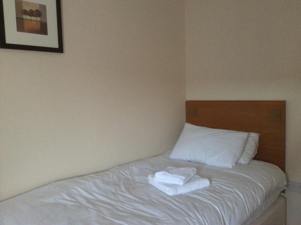 Sterling Lodge Hotel Eastbourne Quarto foto